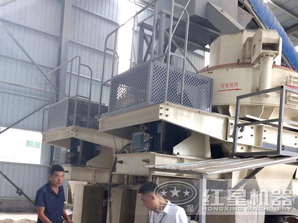 河卵石打砂機，時產100噸左右的機子就是它