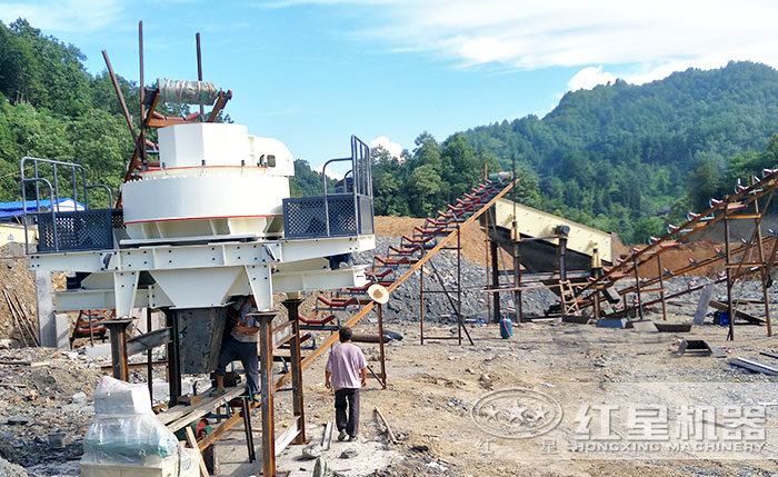 時(shí)產(chǎn)50-60噸建筑垃圾沖擊式破碎機(jī)哪里便宜？河南廠家有推薦嗎？